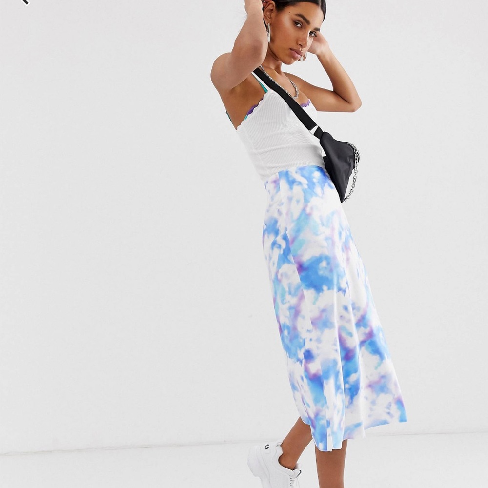 Tie Dye Print Skirt ♻️ Materials